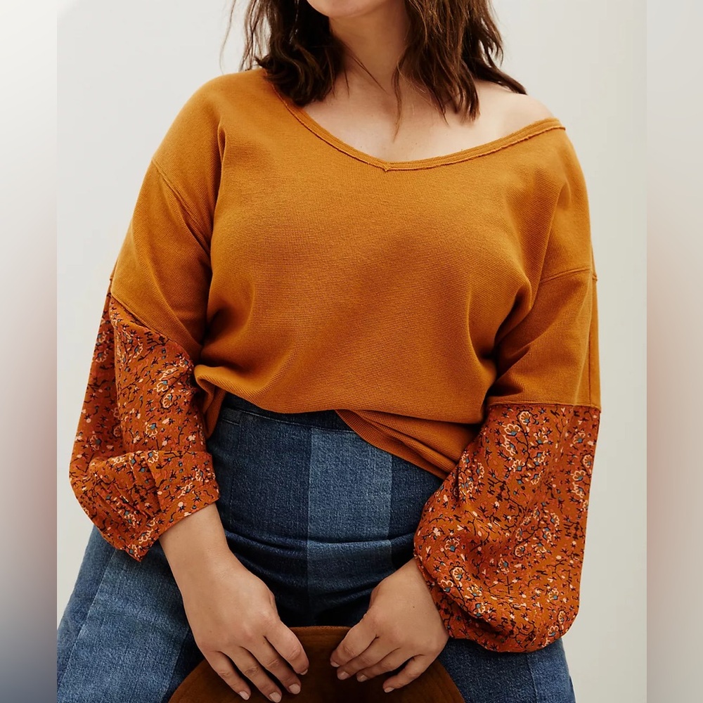 Anthropologie Annette Orange Waffle Knit V-Neck Top‎ Contrast Floral Sleeve -L